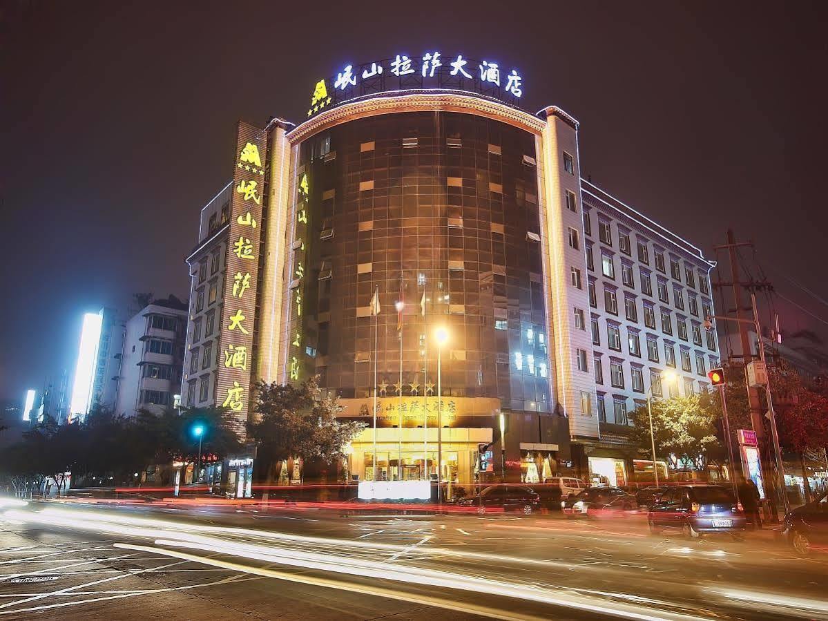 Minshan Lhasa Grand Hotel Chengdu Esterno foto